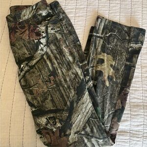 Mossy Oak Women’s Camo Pants with Pockets